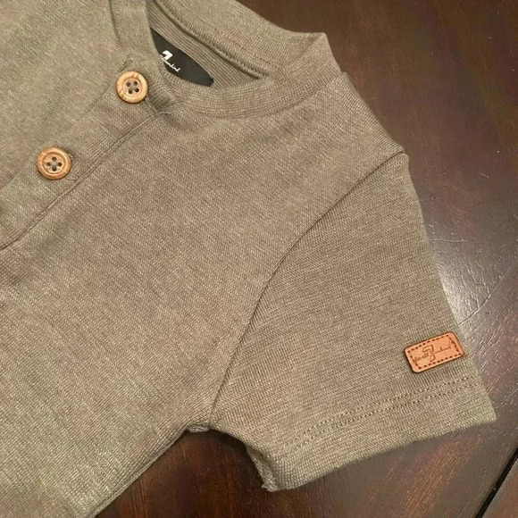 NWOT 7 for all Mankind 18 month onesie - Picture 6 of 6